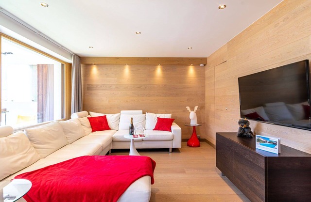 Lovely apartment for 8 guests with WIFI, TV and terrace