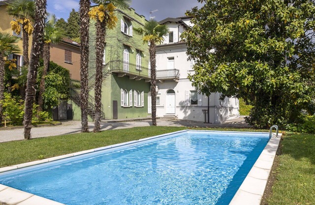 Lovely apartment for 4 guests with pool, A/C and TV