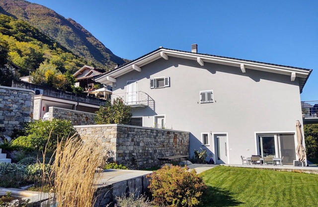 Lovely apartment for 4 guests with WIFI, A/C, TV and patio