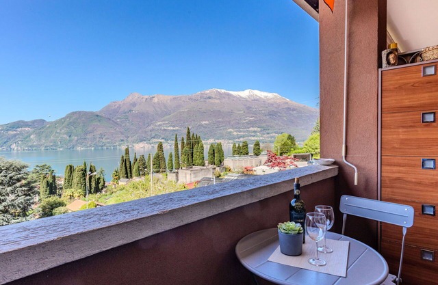 Lovely apartment for 6 guests with WIFI, TV and balcony