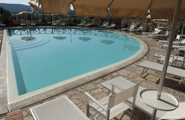 Lovely apartment for 4 people with pool, TV and panoramic view