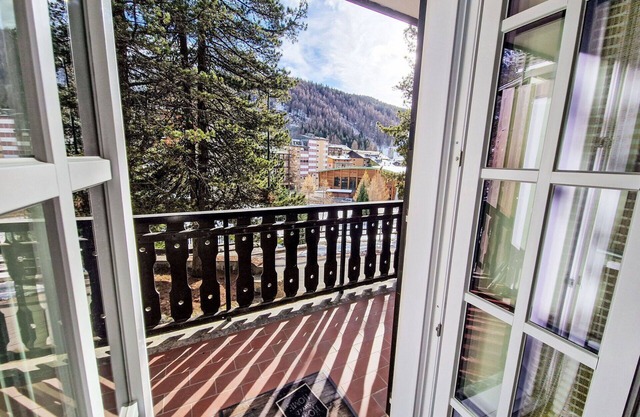Lovely apartment for 4 people with WIFI, TV, balcony and pets allowed