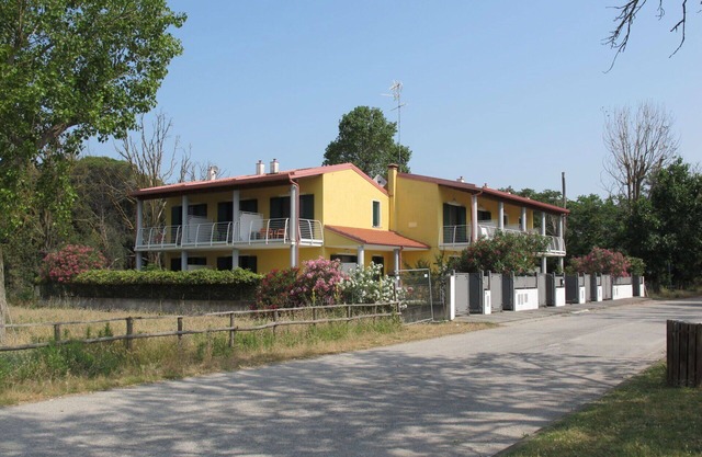 Lovely apartment in villa for 4 guests with A/C, WIFI, TV, terrace and parking