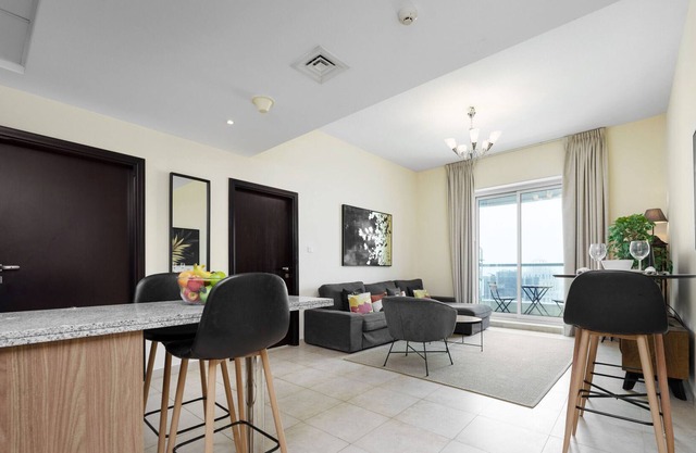 Lovely Apt w/ Lake Walkways Close to JBR Beach