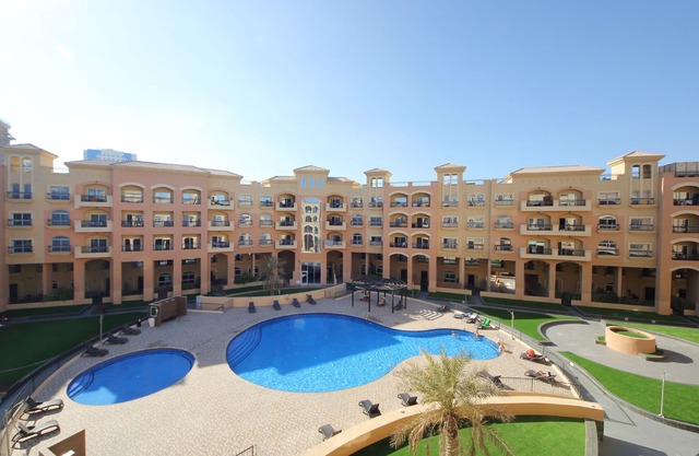 LOVELY FULLY FURNISHED 1BR WITH POOL VIEW IN JVC