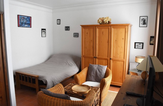 Lovely Holiday Studio in Montmartre
