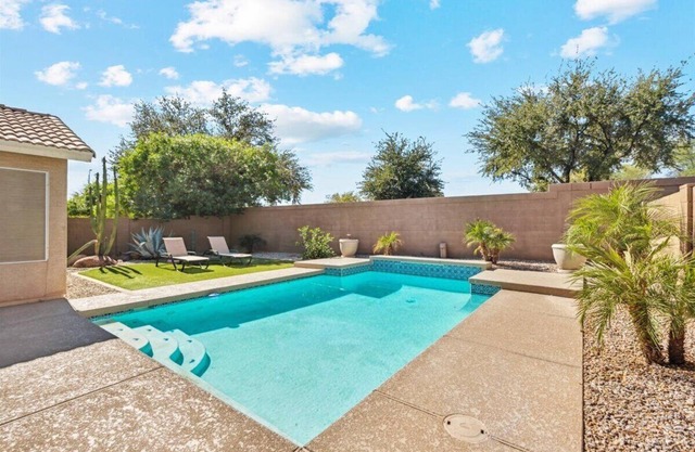 Lovely home in a quiet neighborhood with private pool!