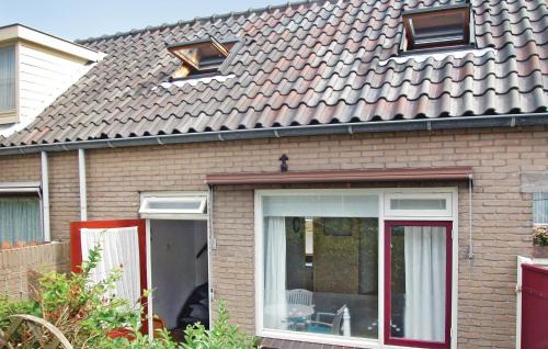 Lovely Home In Egmond Aan Zee With Wifi