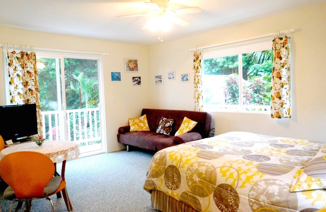 Lovely Room. Wir Sprechen Deutsch. Tropical Garden, Quiet