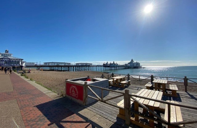 Lovely Seaside Apartment in Central Eastbourne
