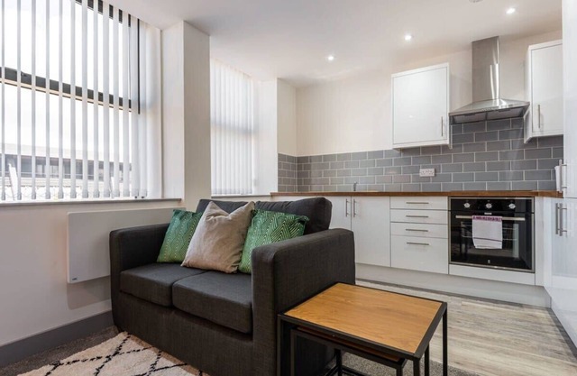 Lovely Studio Apartment in Central Wakefield
