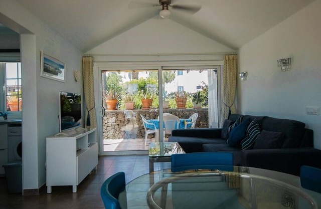 Lovely Villa 2 min from beach.Oct 17th - Nov 21st '24 & Easter '25 available