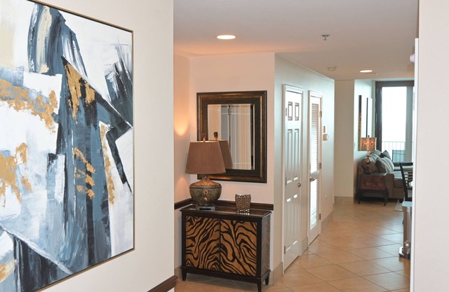 LOW Fall Rates! Super Clean condo! ALL linens laundered after each guest!