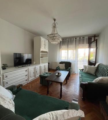 Loza House