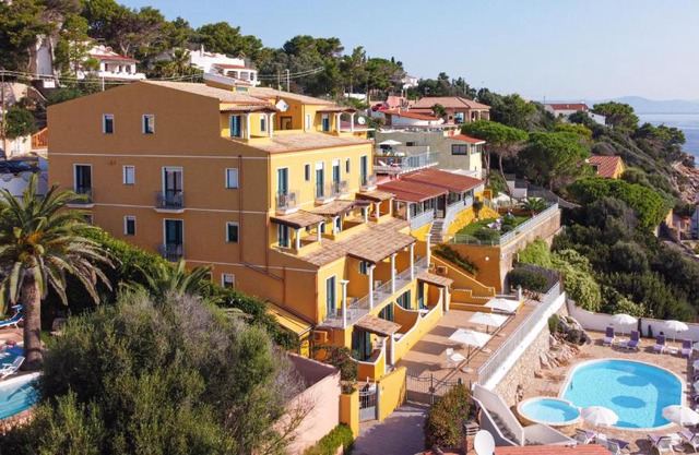Lu' Hotel Maladroxia