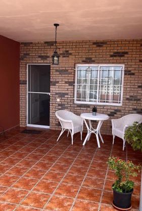 Lucia Home