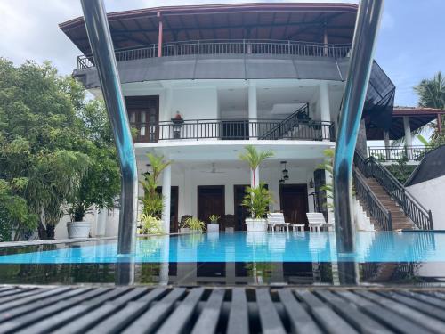Lucky 's place unawatuna