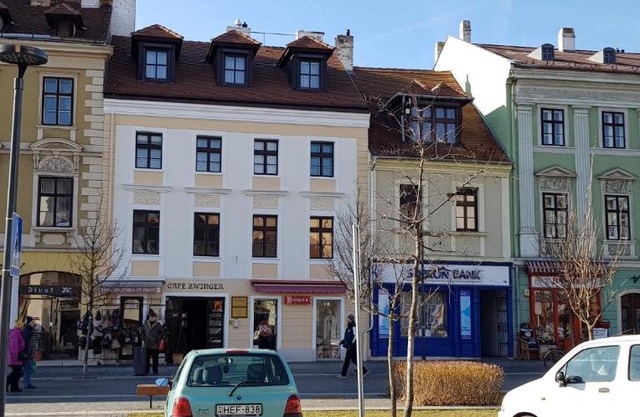LUNA City Apartman