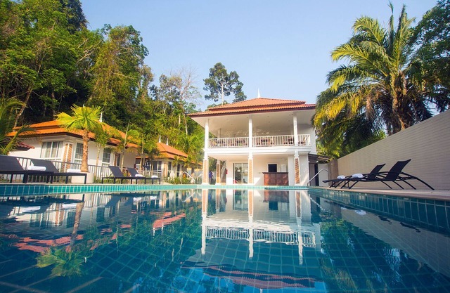 Lux Family Villas