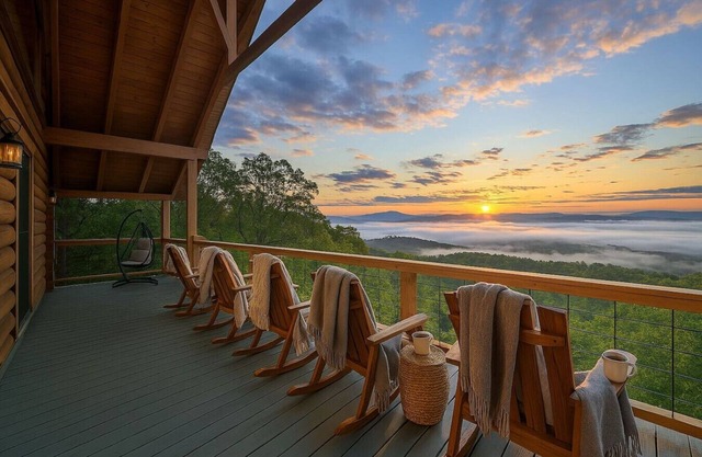 Luxe Cabin | Hot Tub, Deck, Views, Near Blue Ridge