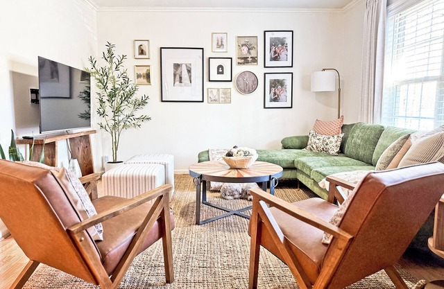 Luxe } Coffee Bar! Minutes to Duke & downtown, Eco+ Family friendly + Fire pit