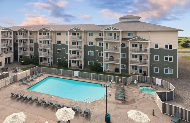 Luxe Condo at Oceanfront Resort w/Direct Beach Access, Outdoor Pool & More