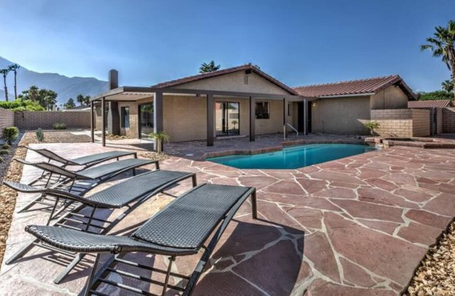 Luxe Modern Escape - Private Pool & Spa + 360° Views