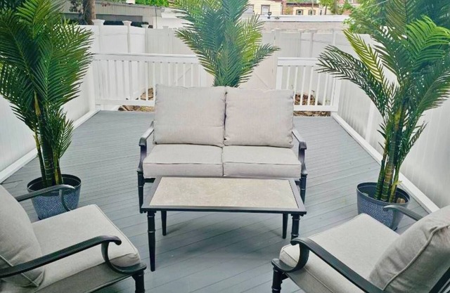 Luxe Modern Townhome Near Downtown Wilmington!
