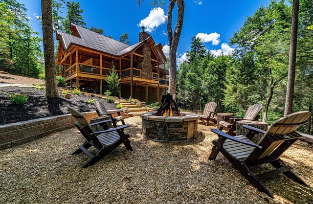 Luxe Mountain Lodge: Heated Pool ~ Hot Tub ~ Glamping Dome
