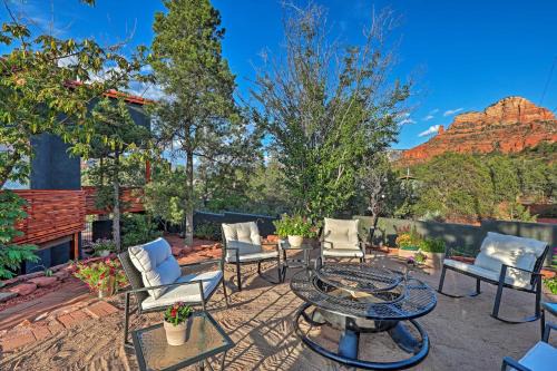Luxe Sedona Retreat with Gorgeous Red Rock Views!