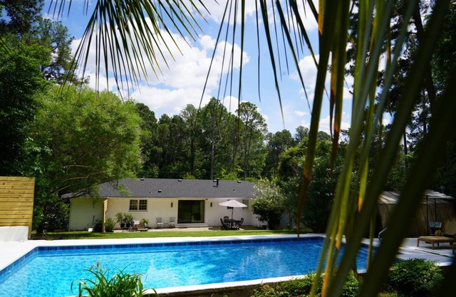 Luxe Villa ~ Relax, Unwind & Enjoy!
