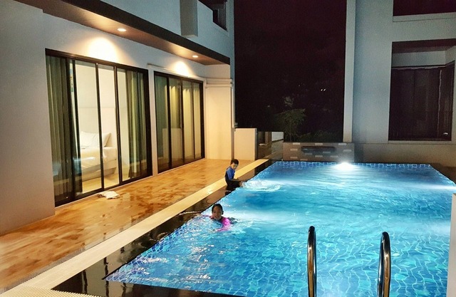 Luxsna Residence