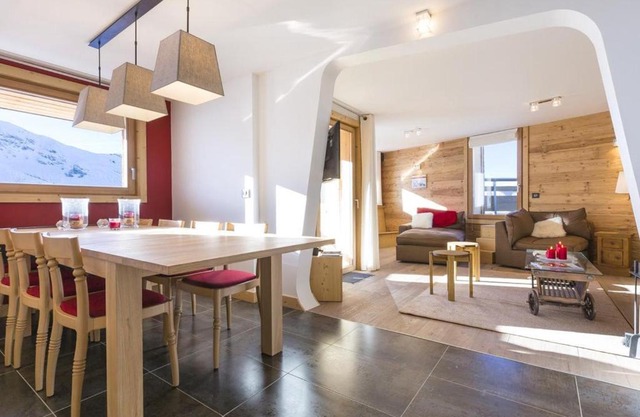 Luxueux appartement 5 pièces pour 10 pers. avec piscine et vue panoramique - FR-1-314-113