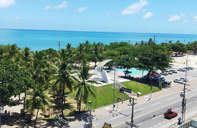 Luxuoso BEIRA-MAR duas suítes