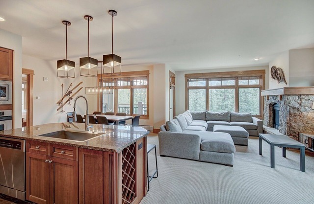 Luxurious 3 BR in River Run Village with Ski-In Out, No Cleaning fee by RedAwning