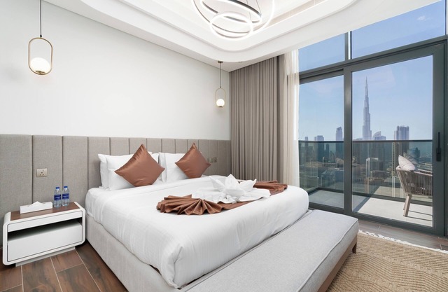 Luxurious 3B Panoramic Burj View l King size Bed