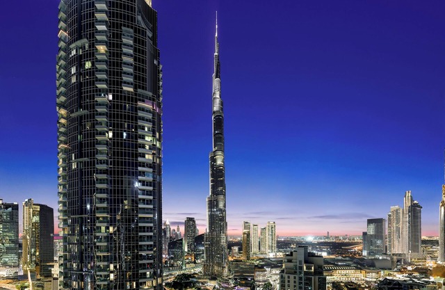 Luxurious 4 BR apartment in Downtown with Full Burj Khalifa and Fountain View