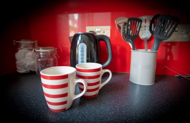 Luxurious 5* Groundfloor 1bedroom flat with additional sofa bed and garden. Pets