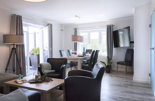 Luxurious and martime designed apartment right on the sea
