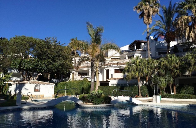 Luxurious apartment 3 bedrooms and 3 bathrooms by the sea, chic and quiet area of ELVIRIA