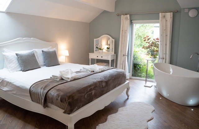 Luxurious Barn Conversion in the Peak District
