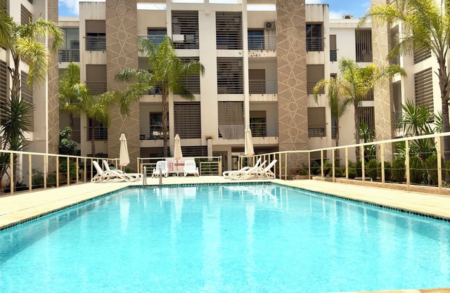 Luxurious downtown apartment with swimming pool