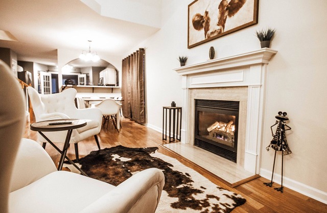 Luxurious Franklin Experience! 5min To Downtown
