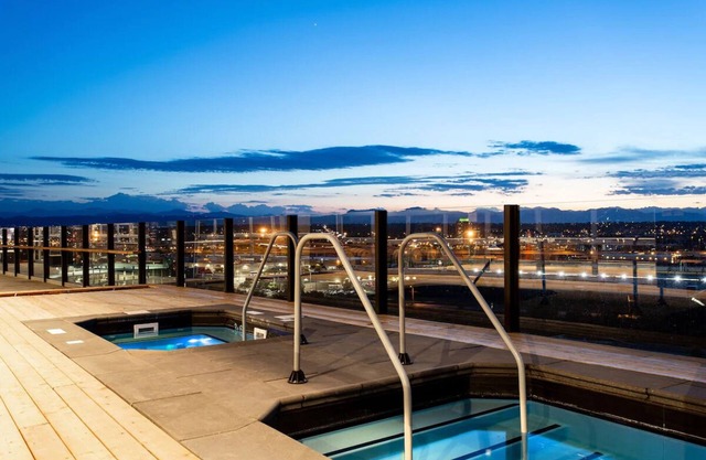Luxurious King Room with Breathtaking Mountain Views and Modern Elegance