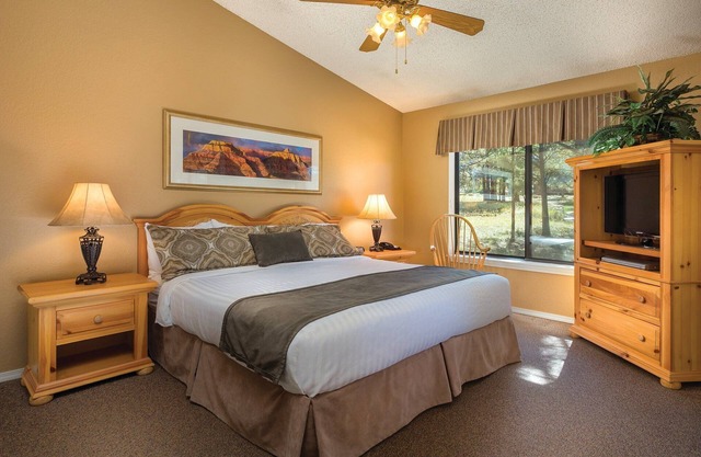 Luxurious Mountain View Golf Resort with tons of Amenities