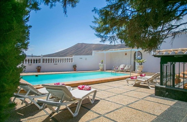 Luxurious Rustic House | Villa Nicolivos | Beautiful Seaviews | Macher |.