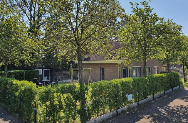 Luxurious semi-detached house type Strandparel, quiet area in the beach park, Zeeland