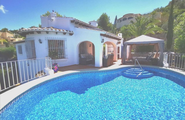 Luxurious Villa with sea and mountains views and private pool on Monte Pego