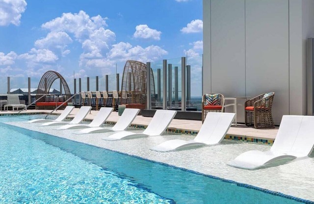 Luxurious Wyndham Atlanta 1 Bedroom Condo with Kitchen, Sleeps 4