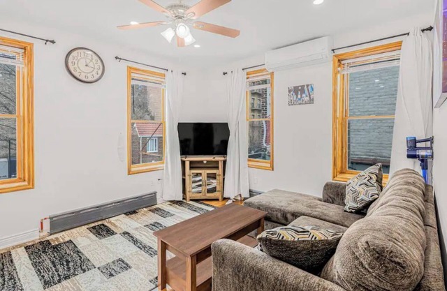 Luxury 1 bed, 1 bath in the heart of Queens, NY